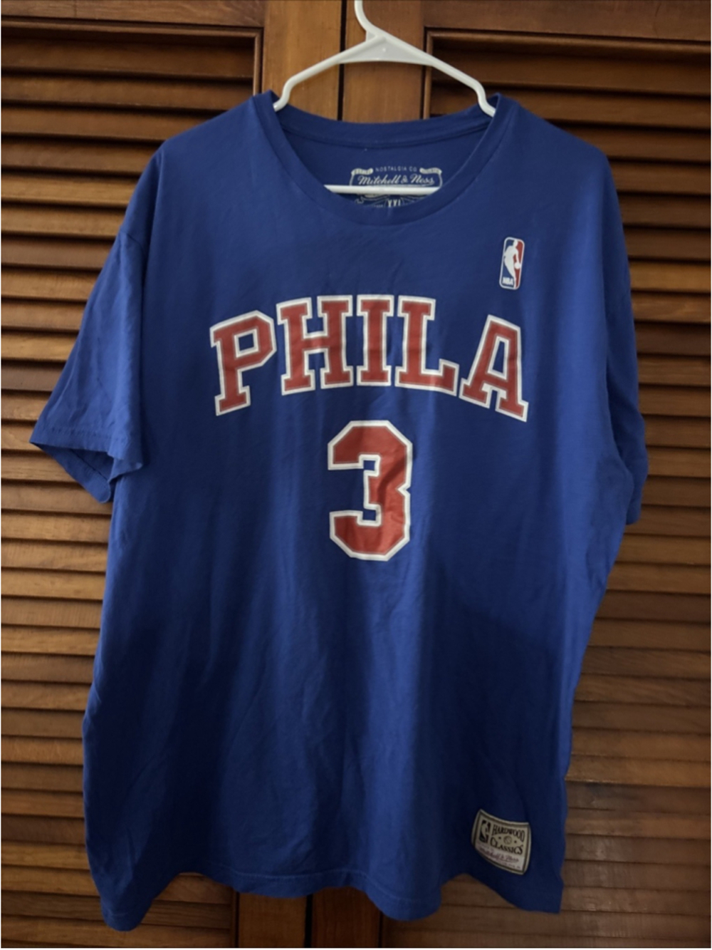 Allen Iverson #3 Philadelphia 76ers NBA Mitchell & Ness Men's T-Shirt XXL